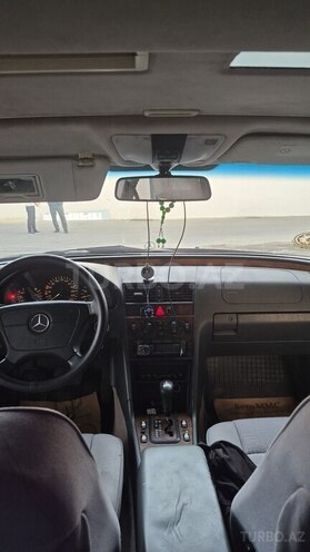 Mercedes C 200 2000, 379,000 km - 2.0 l - Qəbələ