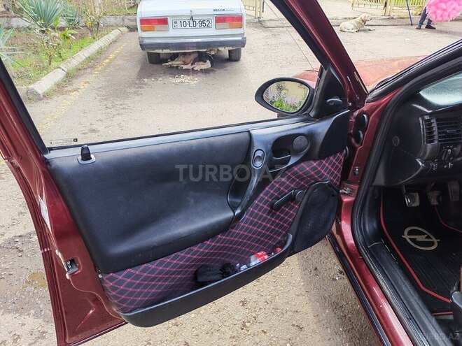 Opel Vectra 1997, 566,560 km - 1.6 l - Tovuz