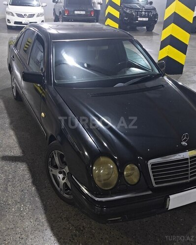 Mercedes E 240 1999, 380,000 km - 2.4 l - Bakı