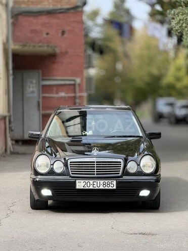 Mercedes E 240 1998, 380,000 km - 2.4 l - Mingəçevir