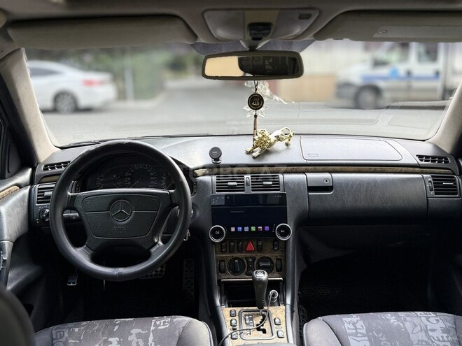 Mercedes E 240 1998, 380,000 km - 2.4 l - Mingəçevir