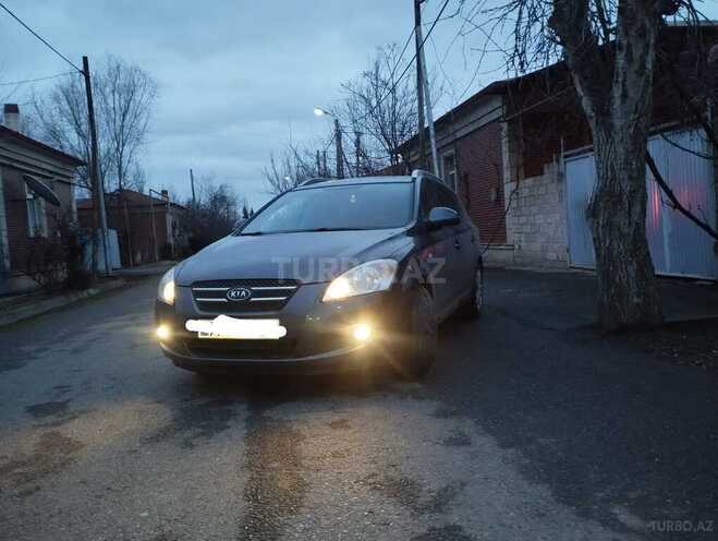 Kia  2008, 240,000 km - 1.6 l - Saatlı