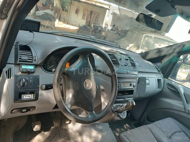 Mercedes  2006, 350,000 km - 2.1 l - Qazax
