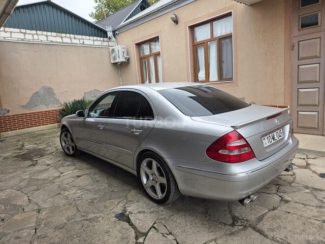 Mercedes E 240 2002, 125,000 km - 2.6 l - Tovuz