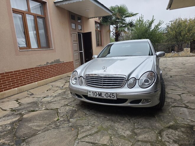 Mercedes E 240 2002, 125,000 km - 2.6 l - Tovuz