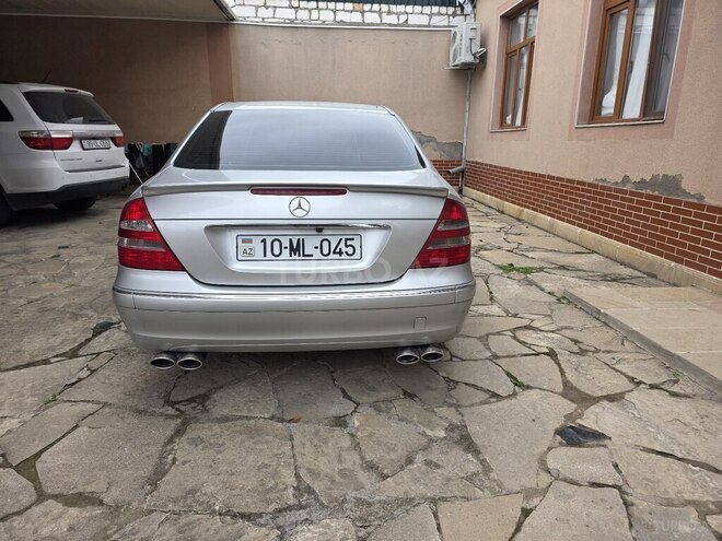 Mercedes E 240 2002, 125,000 km - 2.6 l - Tovuz