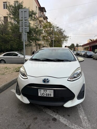 Toyota Aqua 2018, 190,000 km - 1.5 l - Bakı