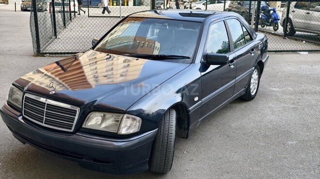 Mercedes C 200 1999, 410,000 km - 2.0 л - Bakı