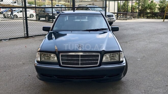 Mercedes C 200 1999, 410,000 km - 2.0 л - Bakı