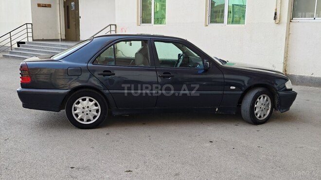 Mercedes C 200 1999, 410,000 km - 2.0 л - Bakı