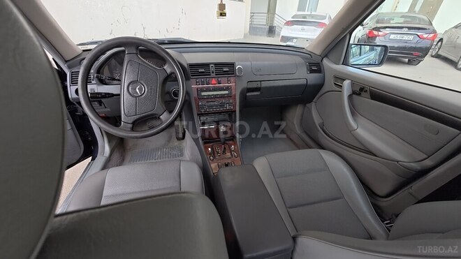 Mercedes C 200 1999, 410,000 km - 2.0 л - Bakı