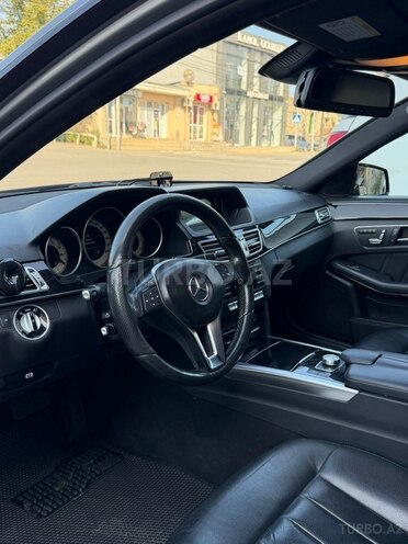 Mercedes E 220 2015, 225,000 km - 2.1 л - Bakı