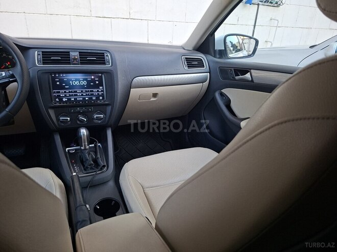 Volkswagen Jetta 2017, 198,500 km - 1.4 l - Bakı