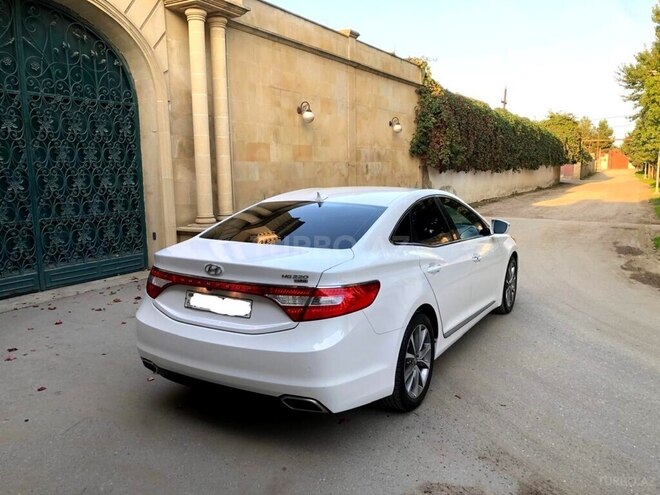 Hyundai Grandeur 2016, 220,425 km - 2.2 л - Bakı