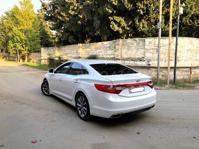 Hyundai Grandeur 2016, 220,425 km - 2.2 л - Bakı