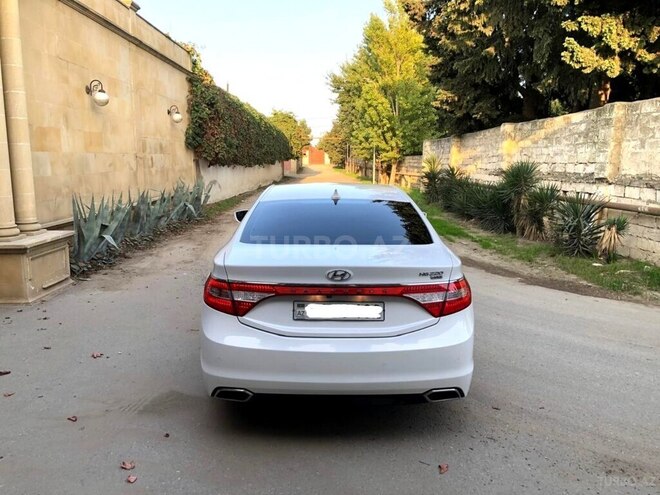 Hyundai Grandeur 2016, 220,425 km - 2.2 л - Bakı
