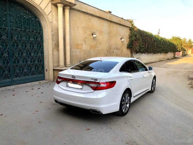 Hyundai Grandeur 2016, 220,425 km - 2.2 л - Bakı
