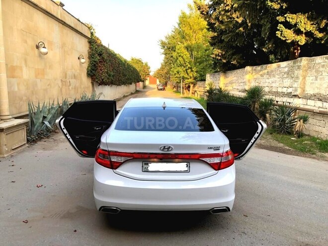 Hyundai Grandeur 2016, 220,425 km - 2.2 л - Bakı