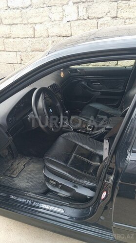 BMW 525 2001, 308,280 km - 2.5 l - Bakı