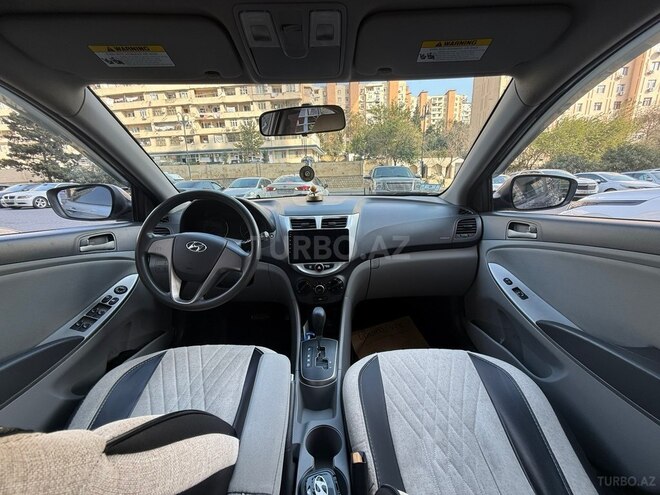 Hyundai Accent 2015, 223,699 km - 1.6 l - Bakı
