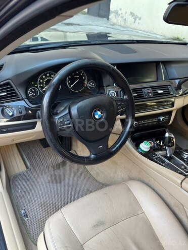 BMW 528 2014, 246,000 km - 2.0 л - Bakı