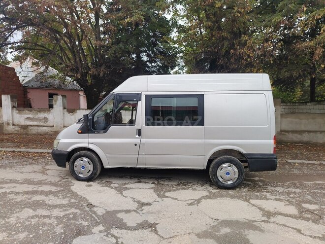 Ford Transit 2001, 340,000 km - 2.0 l - Quba