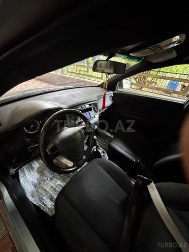 Kia Rio 2006, 286,000 km - 1.5 l - Qazax
