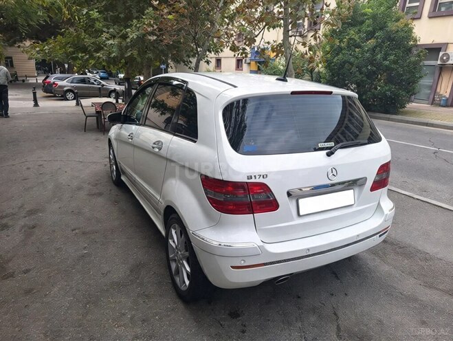 Mercedes B 170 2007, 124,000 km - 1.7 л - Bakı