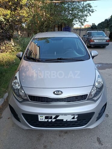 Kia Rio 2016, 260,000 km - 1.1 л - Bakı
