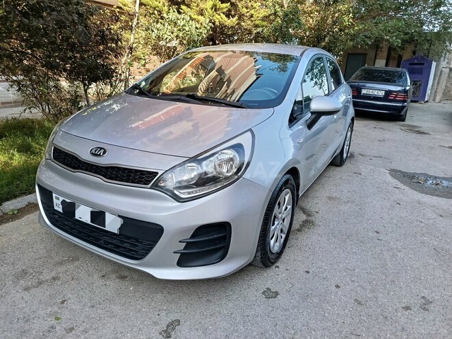 Kia Rio 2016, 260,000 km - 1.1 л - Bakı