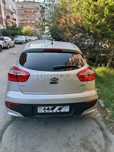 Kia Rio 2016, 260,000 km - 1.1 л - Bakı