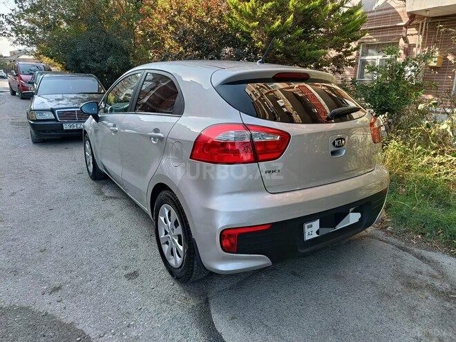 Kia Rio 2016, 260,000 km - 1.1 л - Bakı