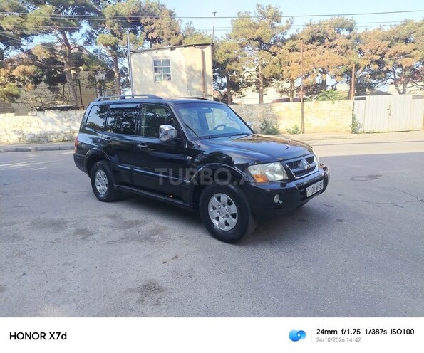 Mitsubishi Pajero 2005, 204,500 km - 3.0 л - Bakı