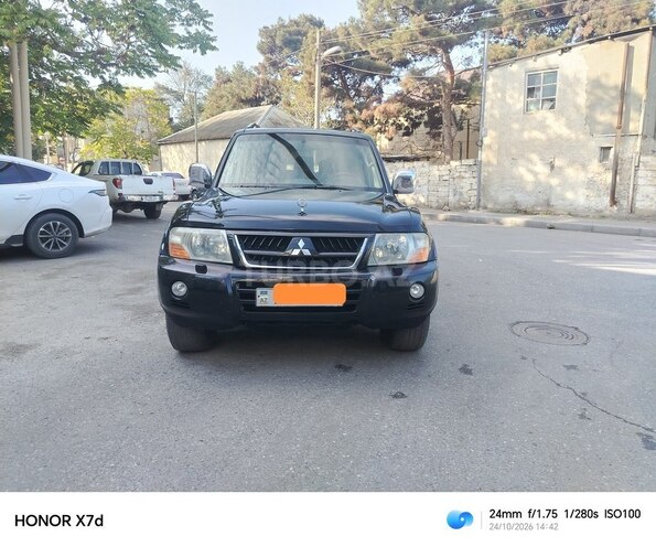 Mitsubishi Pajero 2005, 204,500 km - 3.0 л - Bakı