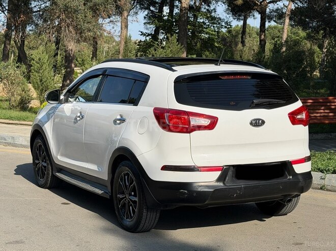 Kia Sportage 2011, 215,222 km - 2.0 л - Bakı