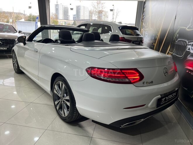 Mercedes C 300 2017, 124,000 km - 2.0 l - Bakı