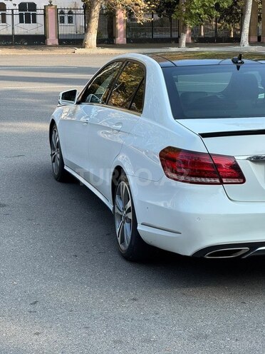 Mercedes E 250 2015, 247,400 km - 2.1 л - Mingəçevir