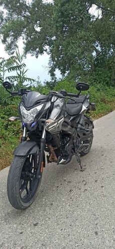 Bajaj Pulsar NS 200 2022, 74,000 km - 0.2 l - Qusar