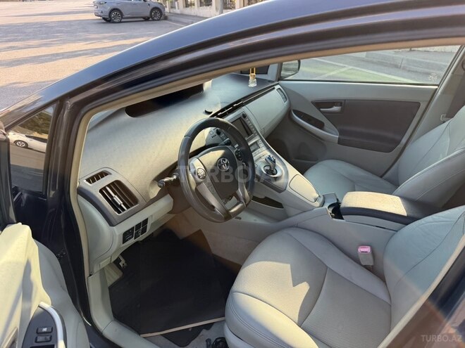 Toyota Prius 2010, 402,471 km - 1.8 л - Bakı
