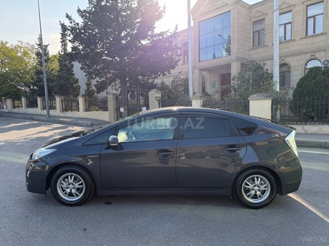 Toyota Prius 2010, 402,471 km - 1.8 л - Bakı