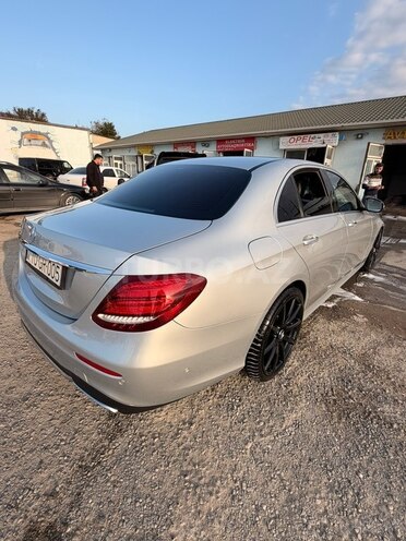 Mercedes E 220 d 2016, 209,000 km - 2.0 l - Bakı