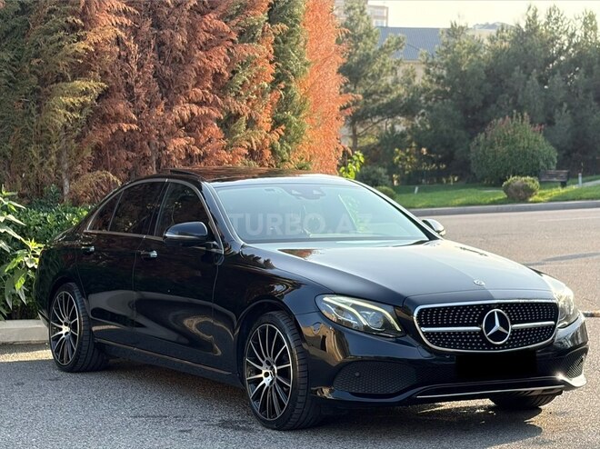 Mercedes E 300 2017, 128,000 km - 2.0 l - Bakı