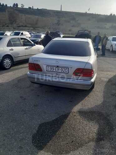 Mercedes E 240 1998, 350,000 km - 2.4 l - Bakı