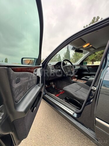 Mercedes E 200 1999, 320,000 km - 2.0 л - Gəncə