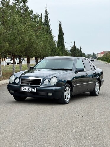 Mercedes E 200 1999, 320,000 km - 2.0 л - Gəncə