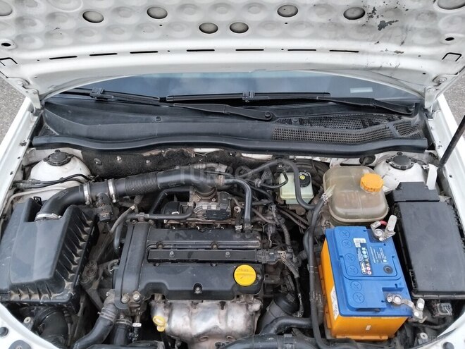 Opel Astra 2009, 303,108 km - 1.4 l - Gəncə