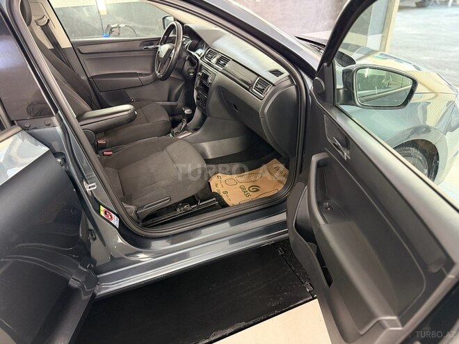 SEAT Toledo 2016, 132,000 km - 1.6 l - Bakı