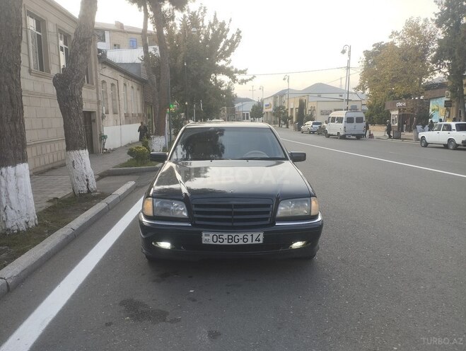 Mercedes C 200 1999, 234,666 km - 2.0 л - Qazax