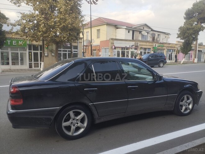 Mercedes C 200 1999, 234,666 km - 2.0 л - Qazax