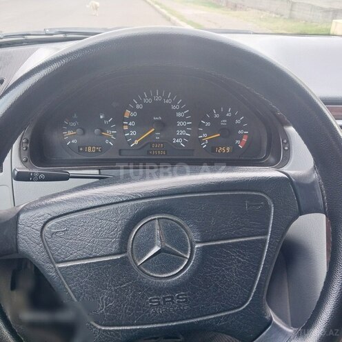 Mercedes E 200 1997, 435,000 km - 2.0 l - Gəncə